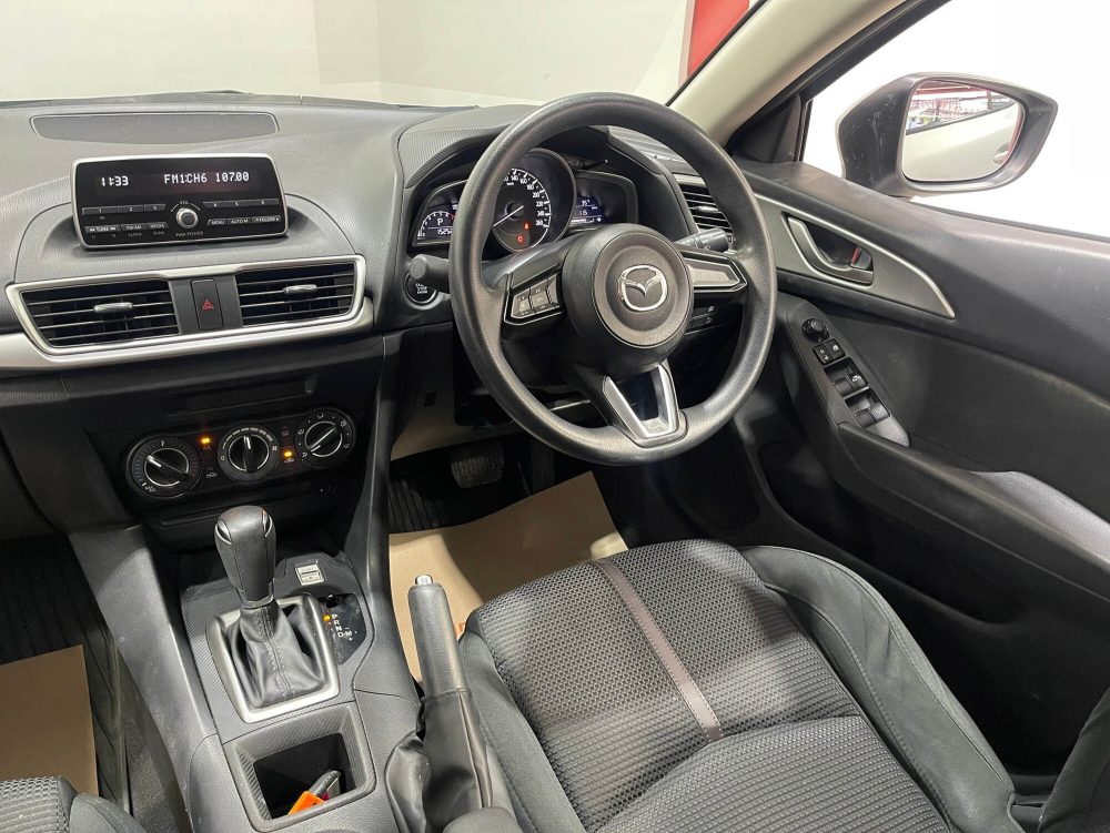 2019 MAZDA 3 2.0 E [2N0022] - 4