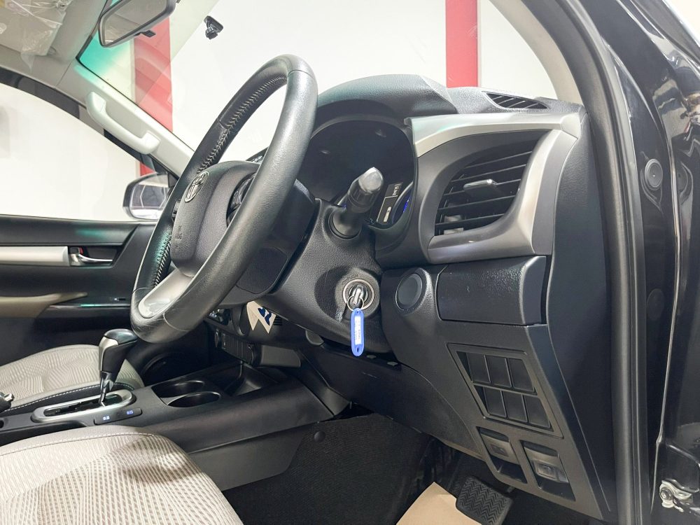 2018 TOYOTA HILUX REVO 2.4 G PRERUNNER [1P1812]* - 4