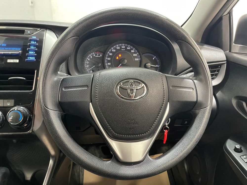 2019 TOYOTA YARIS ATIV 1.2 J [1P1985]* - 8