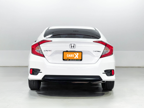 2016-honda-civic-1-8-el-1p1885v-slide-thumbnail-0