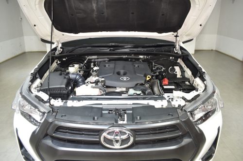 2024-toyota-hilux-revo-2-8-entry-1p1939-slide-thumbnail-9
