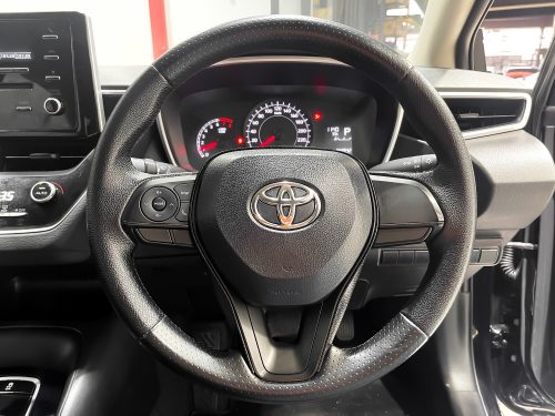 2020-toyota-corolla-altis-1-6-g-1p2060-slide-thumbnail-11