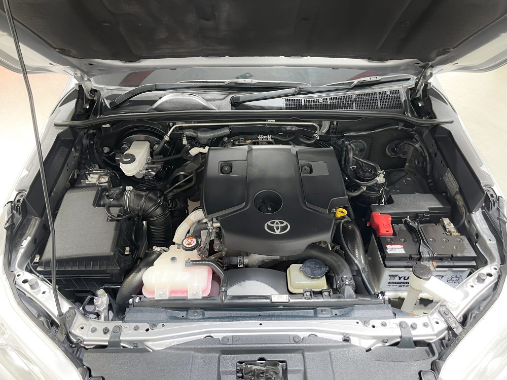 2018 TOYOTA HILUX REVO 2.4 E [1P2013]* - 5