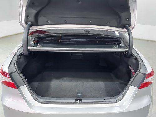 2019-toyota-camry-2-0-g-1p2040-slide-thumbnail-4