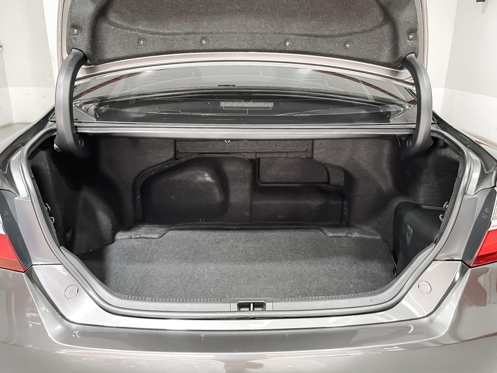 2017 TOYOTA CAMRY 2.5 HYBRID [1P1946]* - 5