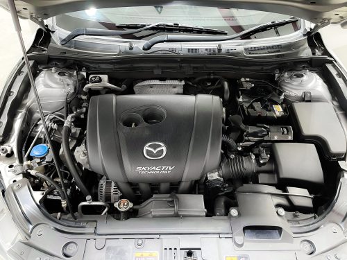 2019-mazda-3-2-0-e-1p2015-slide-thumbnail-4