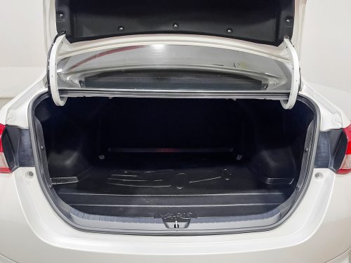 2020-toyota-yaris-ativ-1-2-sport-premium-1p2078v-slide-thumbnail-4