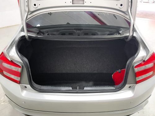 2013-honda-city-1-5-v-cng-1p1940v-slide-thumbnail-4