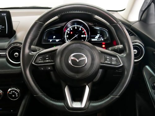 2020-mazda-2-1-3-high-connect-1p2038-slide-thumbnail-8