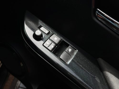 2021-toyota-hilux-revo-2-4-entry-prerunner-1p2079v-slide-thumbnail-5