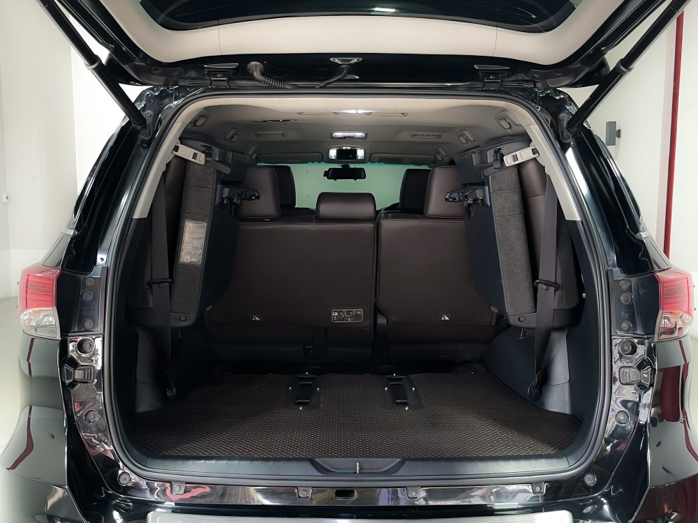 2017 TOYOTA FORTUNER 2.4 V [1P2026V]* - 6