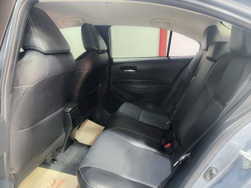 2020-toyota-corolla-altis-1-8-hybrid-high-1p1877-slide-thumbnail-6