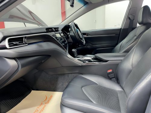 2018-toyota-camry-2-0-g-1p2003-slide-thumbnail-5