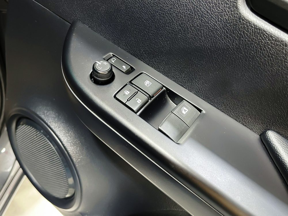 2020 TOYOTA HILUX REVO 2.4 Z EDITION J PLUS [1P2047V]* - 8