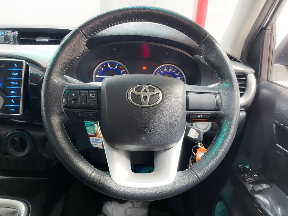 2018 TOYOTA HILUX REVO 2.4 E [1P2013]* - 7