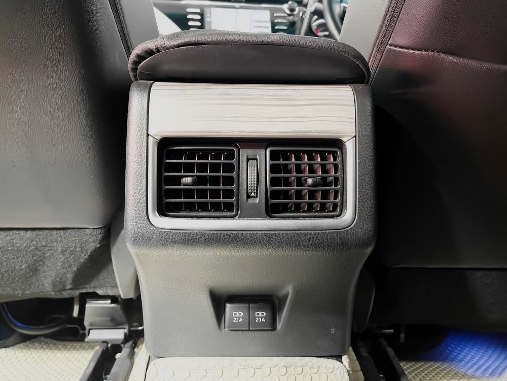 2019 TOYOTA CAMRY 2.5 HYBRID PREMIUM [1P2024V]* - 8