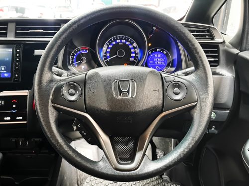 2021-honda-jazz-1-5-rs-1p2035v-slide-thumbnail-8