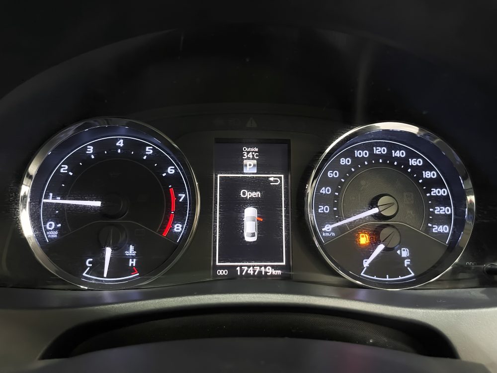 2019 TOYOTA COROLLA ALTIS 1.8 ESPORT [2N0024]* - 9