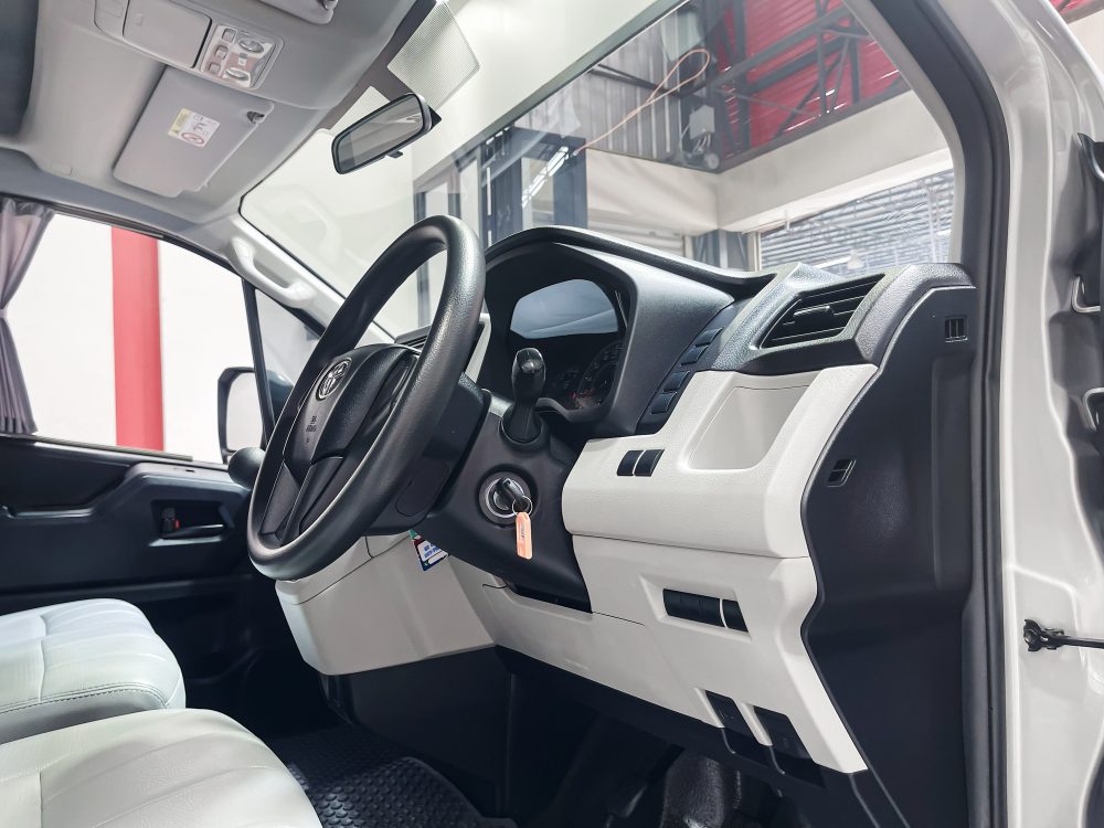 2019 TOYOTA COMMUTER 2.8 [1P2043] - 7