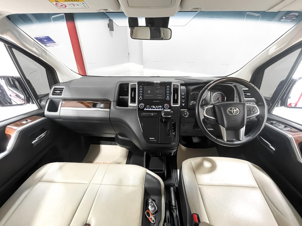 2021 TOYOTA MAJESTY 2.8 PREMIUM [1P2030]* - 10