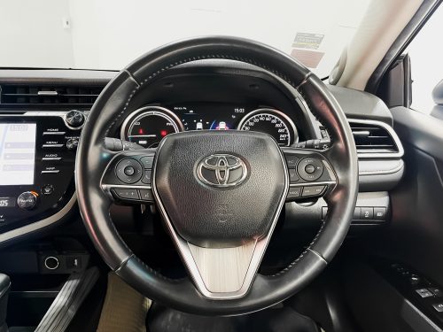 2019-toyota-camry-2-5-hybrid-premium-1p2024v-slide-thumbnail-9