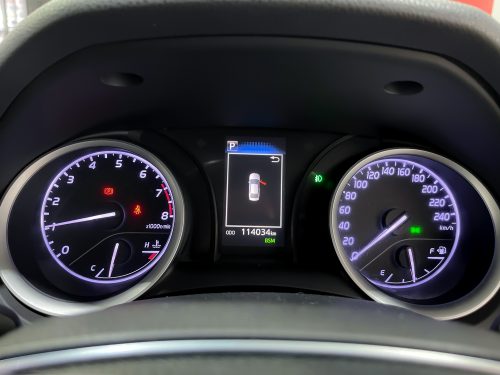 2018-toyota-camry-2-0-g-1p2003-slide-thumbnail-7