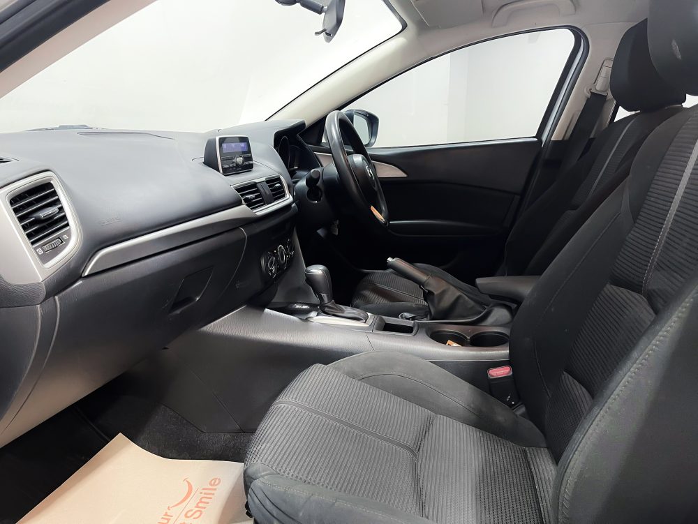 2019 MAZDA 3 2.0 E [2N0021] - 12