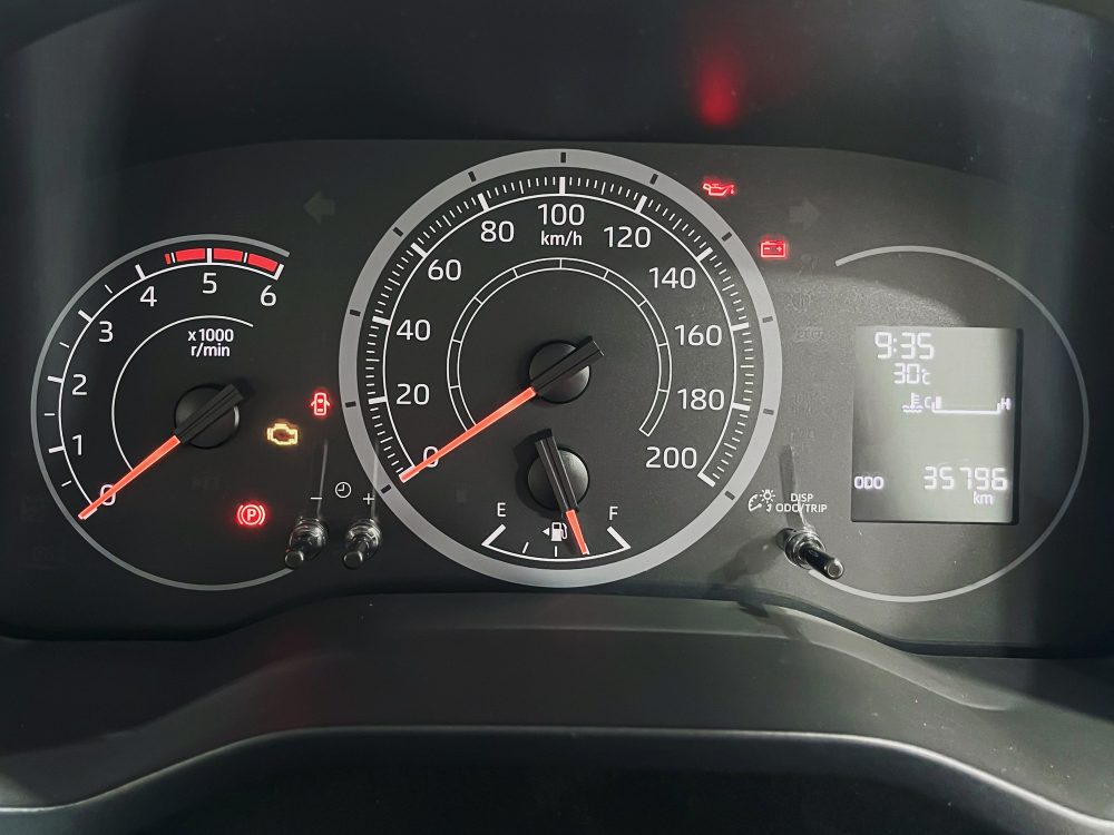 2019 TOYOTA COMMUTER 2.8 [1P2043] - 8