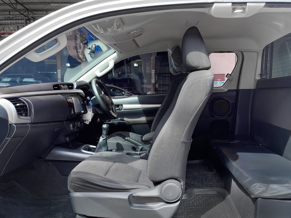 2021 TOYOTA HILUX REVO 2.4 ENTRY PRERUNNER [1P2079V]* - 11