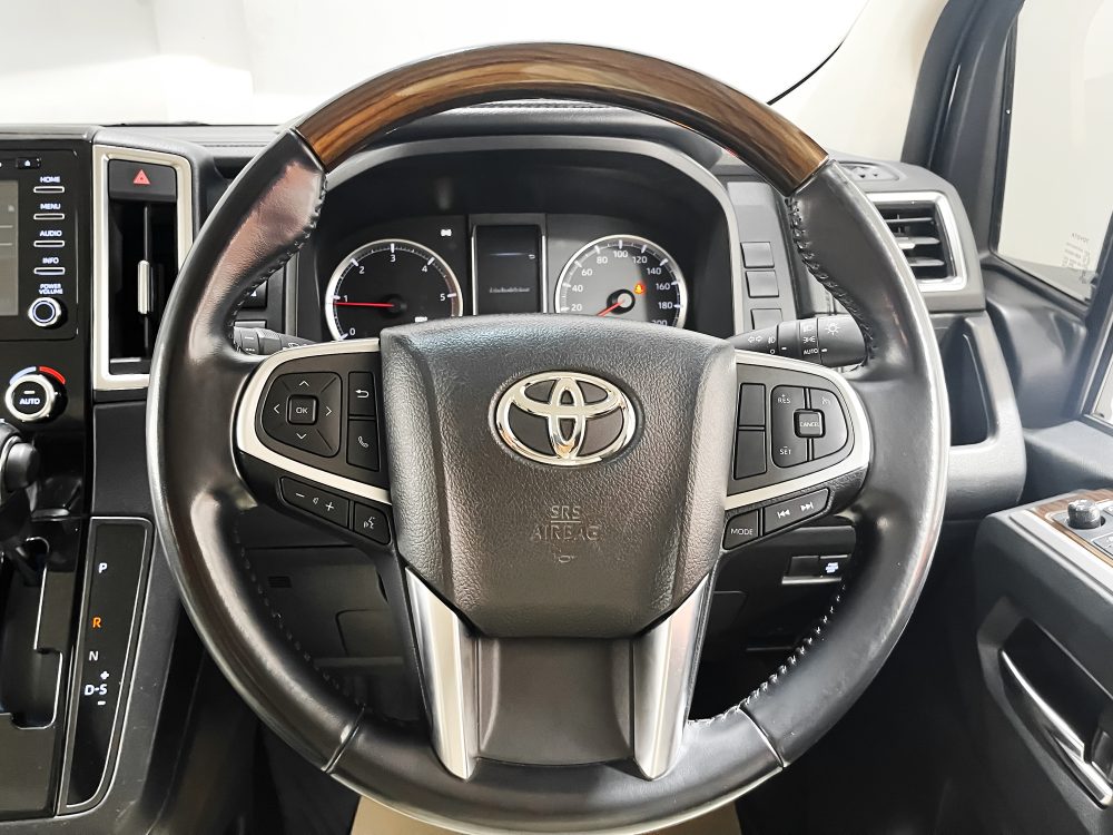 2021 TOYOTA MAJESTY 2.8 PREMIUM [1P2030]* - 11
