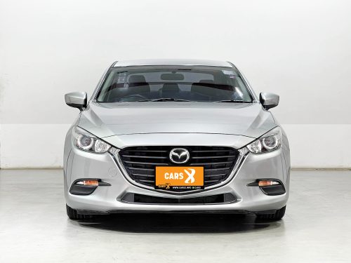 2019-mazda-3-2-0-e-1p2015-slide-thumbnail-0