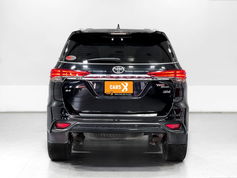 2017 TOYOTA FORTUNER 2.4 V [1P2026V]* - 1