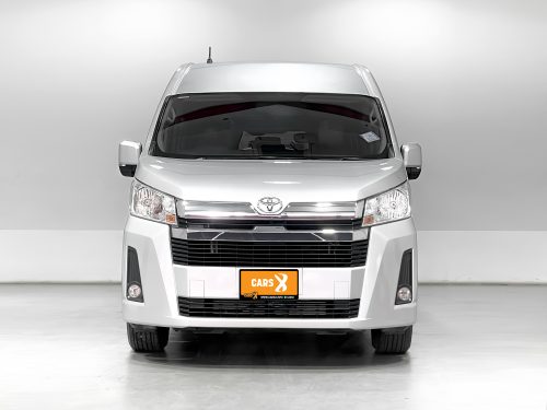 2019-toyota-commuter-2-8-1p2043-slide-thumbnail-0
