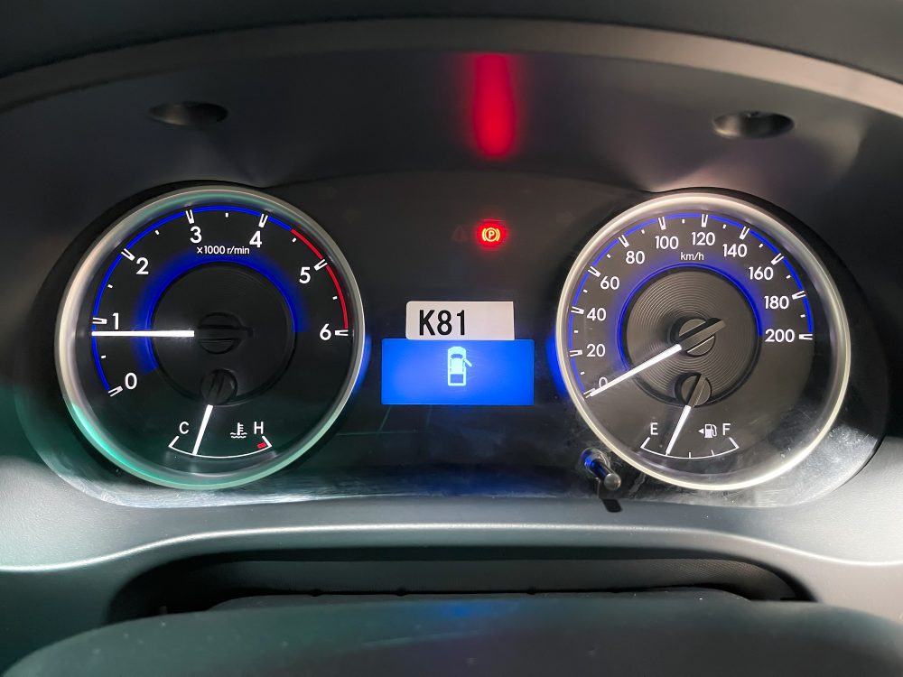 2018 TOYOTA HILUX REVO 2.4 E [1P2013]* - 10