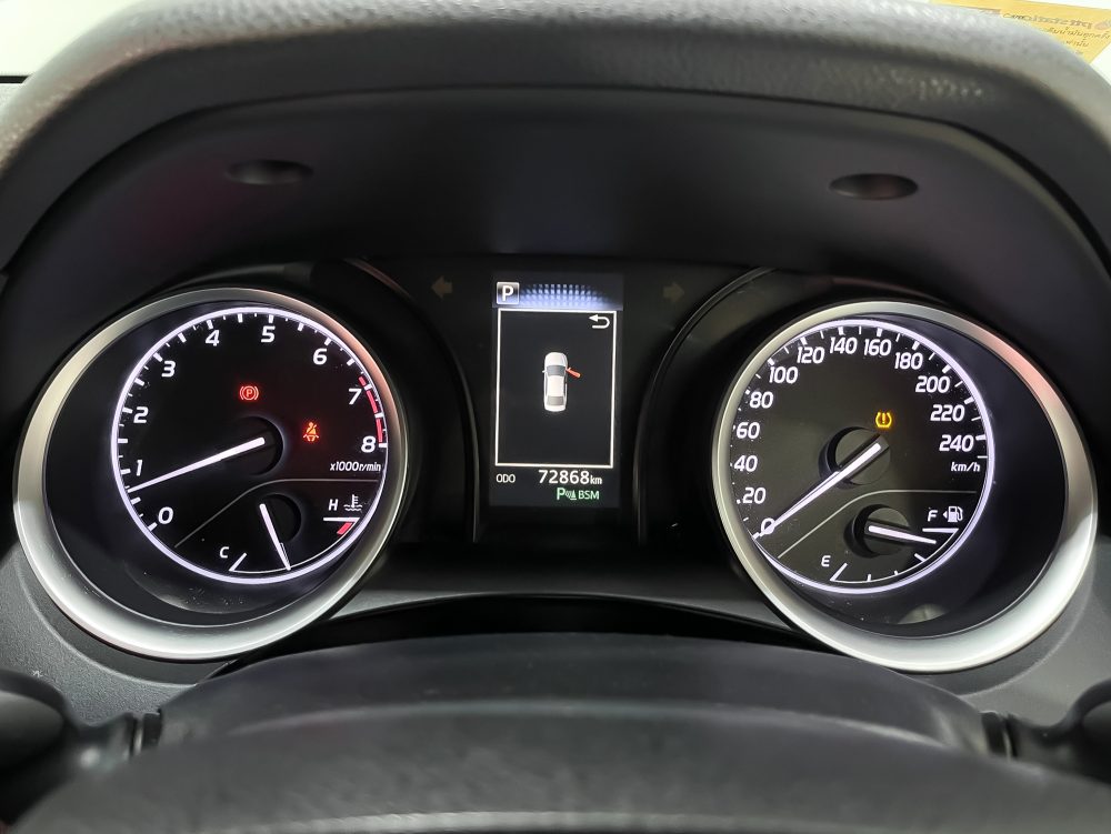 2019 TOYOTA CAMRY 2.0 G [1P2040]* - 11