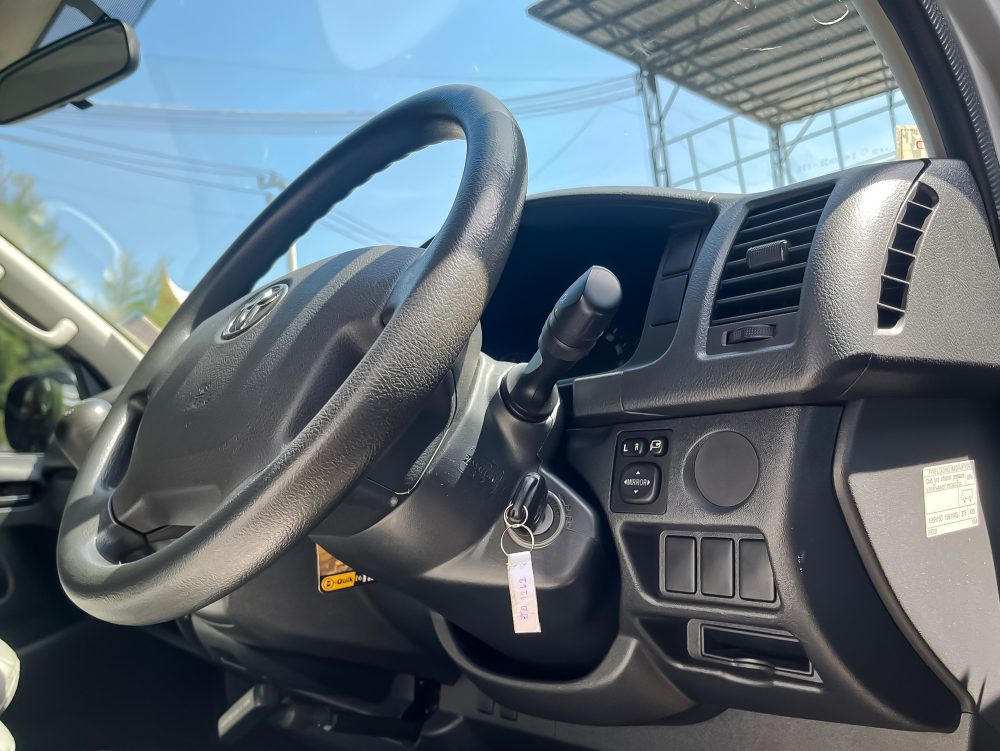 2019 TOYOTA COMMUTER 3.0 D4D [ 1P2050 ] - 6