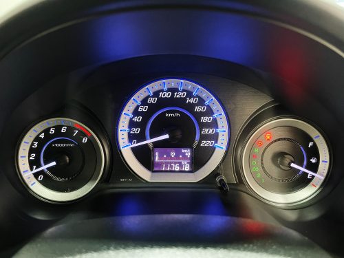 2013-honda-city-1-5-v-cng-1p1940v-slide-thumbnail-12