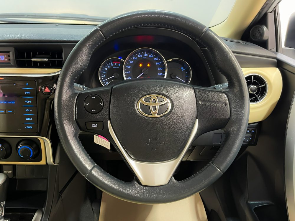 2019 TOYOTA COROLLA ALTIS 1.6 G [2C0023]* - 12