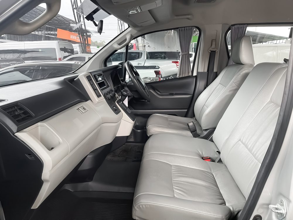 2019 TOYOTA COMMUTER 2.8 [1P2043] - 12