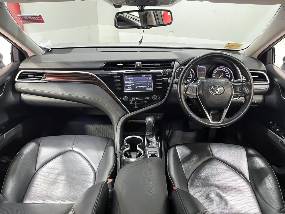 2019 TOYOTA CAMRY 2.0 G [1P2040]* - 13