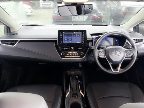 2020-toyota-corolla-altis-1-8-hybrid-high-1p1877-slide-thumbnail-12
