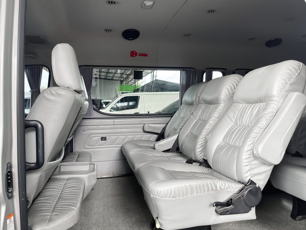 2019 TOYOTA COMMUTER 2.8 [1P2043] - 13