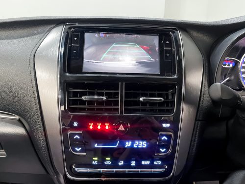 2020-toyota-yaris-ativ-1-2-sport-premium-1p2078v-slide-thumbnail-14