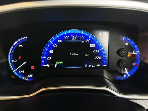 2020-toyota-corolla-altis-1-8-hybrid-high-1p1877-slide-thumbnail-14