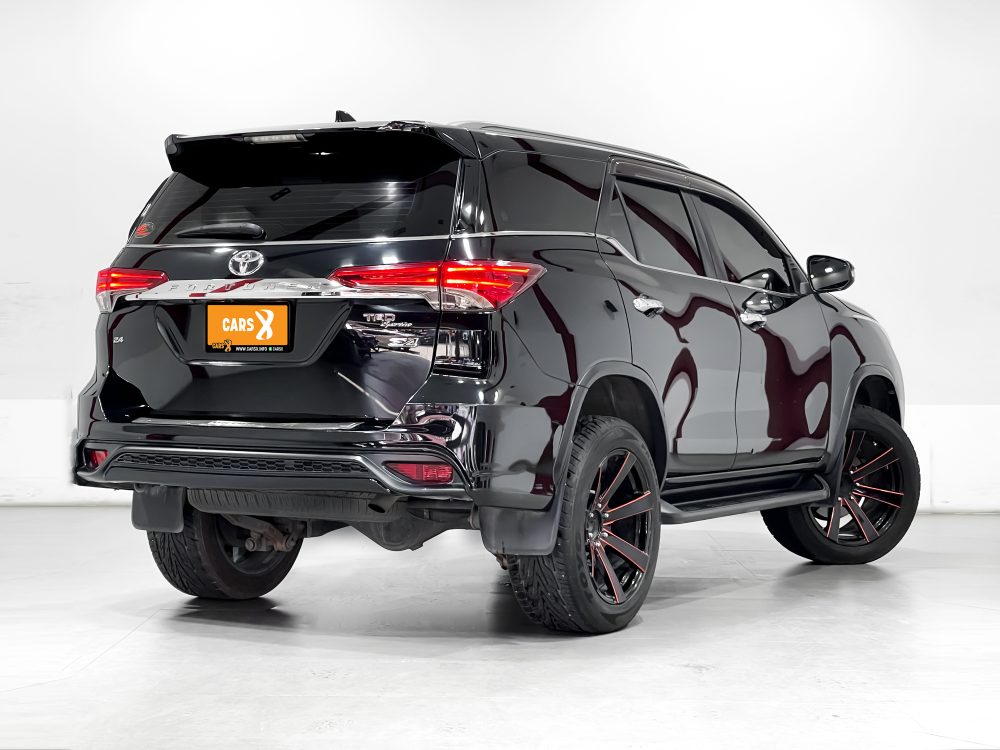 2017 TOYOTA FORTUNER 2.4 V [1P2026V]* - 2