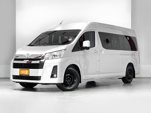 2019-toyota-commuter-2-8-1p2043-slide-thumbnail-1