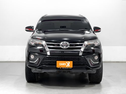 2017-toyota-fortuner-2-4-v-1p2026v-slide-thumbnail-2