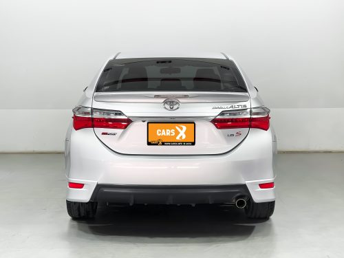 2019-toyota-corolla-altis-1-8-esport-1p2023-2-slide-thumbnail-2