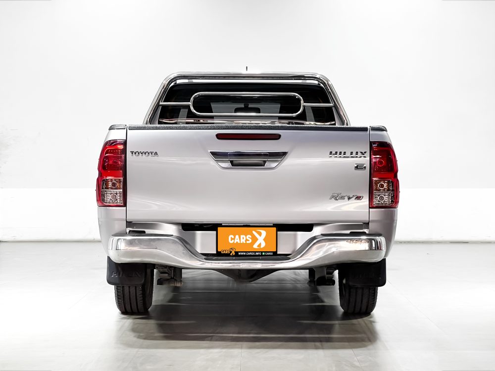 2018 TOYOTA HILUX REVO 2.4 E [1P2013]* - 3