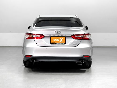 2020-toyota-camry-2-5-g-1p2045v-slide-thumbnail-2
